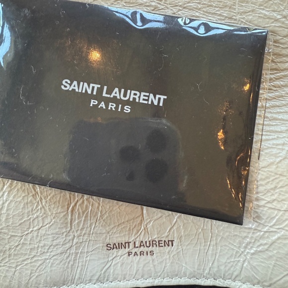 Saint Laurent YSL Medium Niki bag in "Blanc" Vintage Leather/MINT CONDITION! - Picture 8 of 16
